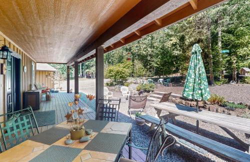 Fireside Escape at Lake Cushman - Photo 26