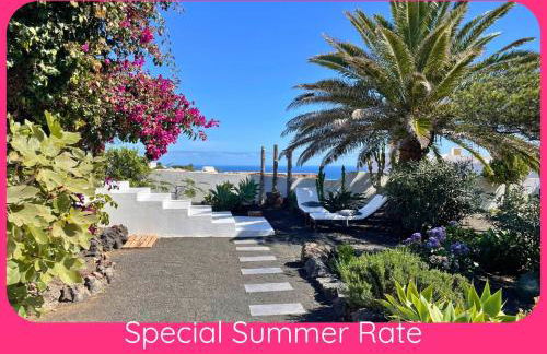 Full Relaxation - Private Villa - Sea View - Stunning Garden - 2 Terraces - 2 Bedrooms - Wifi - Parking - Washing Machine - Foto 1