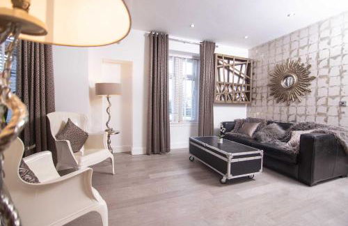 Cameron North Lodge - Photo 8