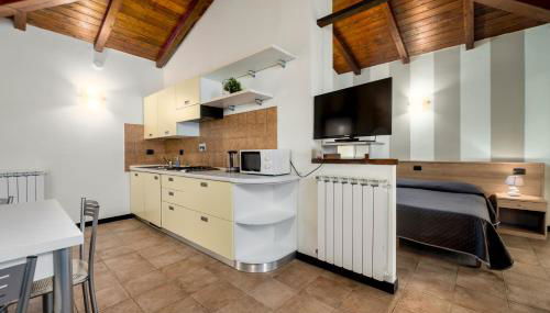 337 - Residence Montebello Monolocale E, Relax con Piscina e Giardino - Foto 4, stove