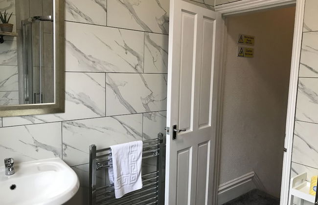 Bright Spacious 3-bed With Office & Patio, Preston - Foto 25