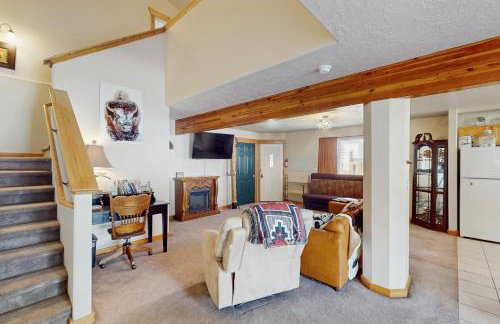 The Western Nest - Photo 10