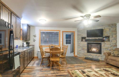 Family Cabin with Fire Pit - 25 Miles to Yellowstone - Foto 7