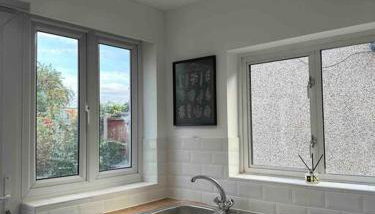 Dallas House - Easy links to LHR and London - Foto 5