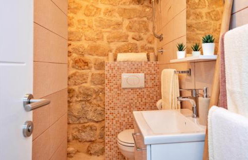 Gorgeous Home In Ricice With Lake View - Foto 36