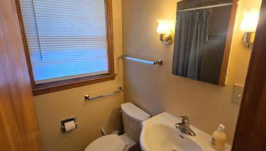 Spacious 3-Bedroom Townhome in Lincolns Historic District - Foto 5, towels