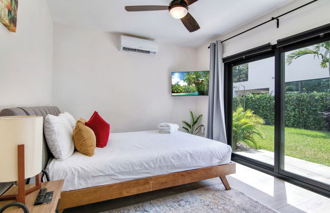 4BR Sleeps 10 Pet Friendly w/ Bbq! - Foto 5