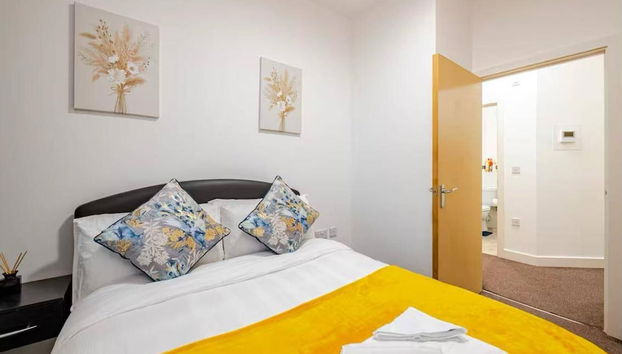 2bed Apt - City Centre With Balcony - Sleeps 6 - Foto 2, Imagen principal