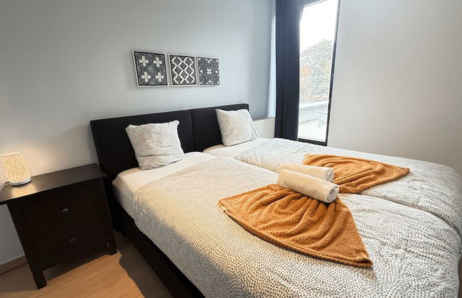 Spacious 3BR 2/5 BA Near Diamond District by Oneluxstay - Foto 28