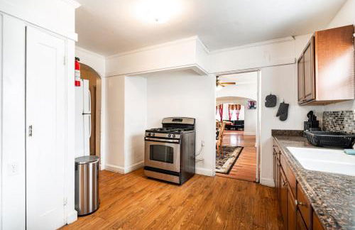 Charming 6BR Home in Milwaukees Historic District - Foto 20