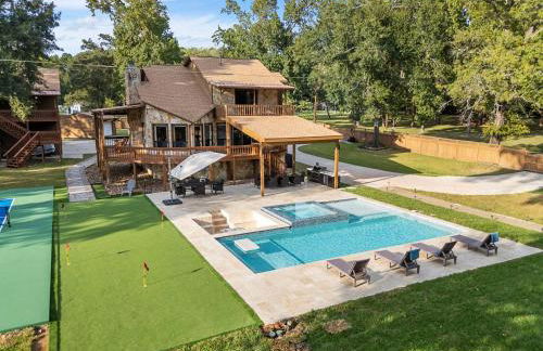 Pickleball & mini-golf, Pool/Spa, Epic Gameroom! - Photo 66