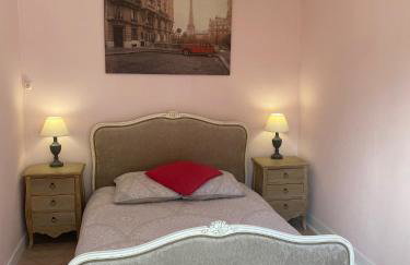 Gite Coccinelle in the medieval town of Confolens - Foto 53