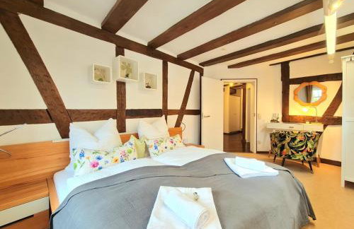 AVAHOME: Haus für 16, WLAN, Parkplätze, Netflix, Nespresso - Foto 26