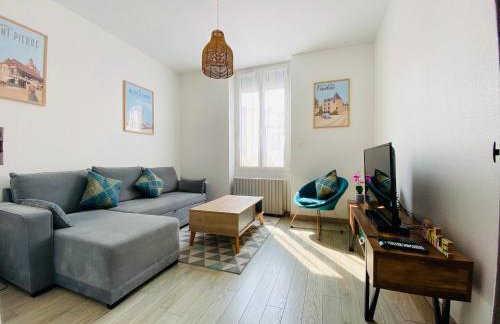 Jolie maison, jardin et parking - Photo 2