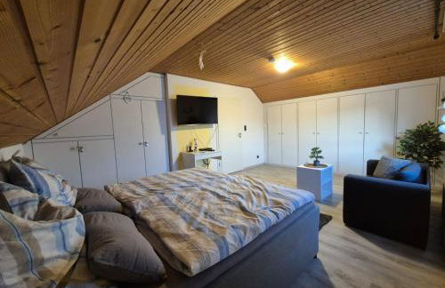 Gemütliche Ferienwohnung Schloßblick Apartment in Geisenheim am Rhein - Rheingau - Foto 2