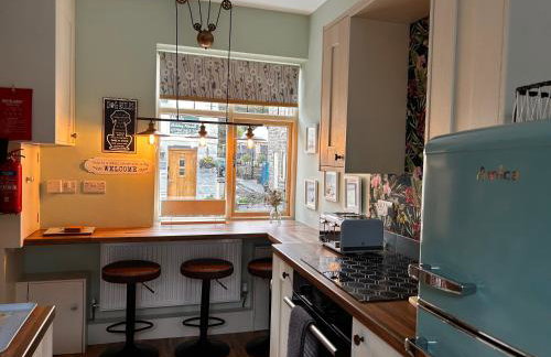 Beautiful 2-bed Cottage in Heysham Village - Foto 27