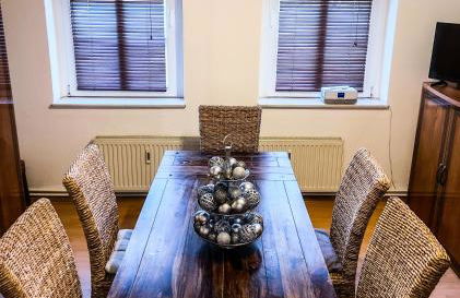 "Casa20200" 2 x Apartments je 150qm für Business, Familien, Gruppen, Handwerker 15min von BERLIN, Erdbeerhof, Outlet B5, 5min vom See Falkensee !! 2 Apartment each 150qm for BUSINESS , FAMILIES 15min from BERLIN!! - Foto 44