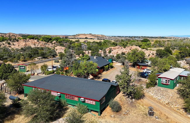 Rock House Haven Retreat - Photo 22