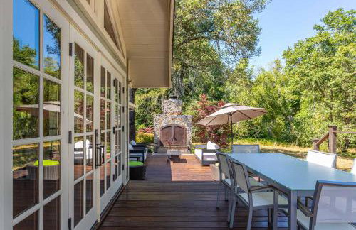 10 Acre Estate with Views Teahouse and Pickleball Court - Foto 59