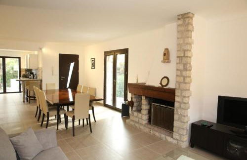 Superbe villa de charme avec piscine chauffée - Foto 26