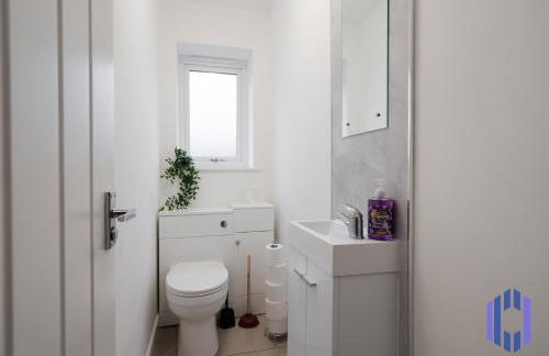 Stylish 4bd - Coop LIVE - Etihad - Parking - EV - Foto 32