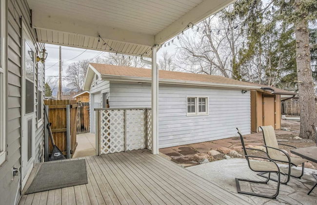 2BR Central Location Big Backyard & Dog Friendly! - Photo 37