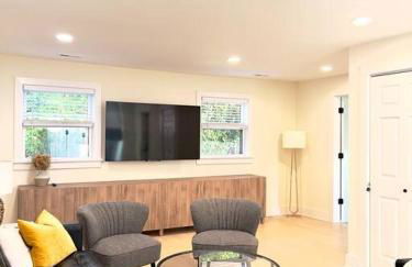 Serenity Oasis Pool Haven 8 min to Sea Isle city - Photo 7