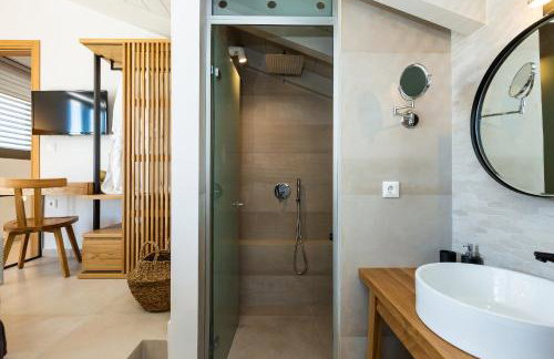 Vasilios Villa, with Pool, Gym & Close to Beach, By ThinkVilla - Foto 59