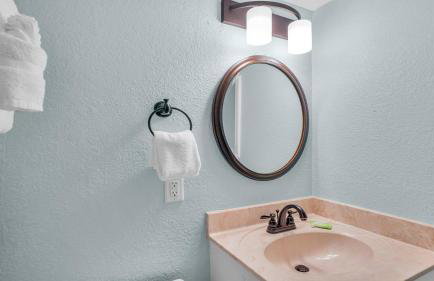 SunDestin Resort Unit 1108 - Photo 10