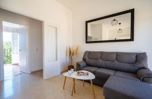 Sevillano apto en Centro cerca de Santa Justa - Photo 2