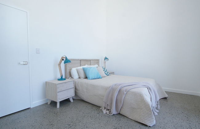 Sunset Place Apartments - Photo 4