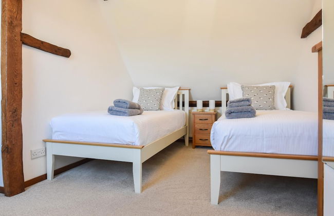 Tithe Barn Little Upton Farm - Foto 15