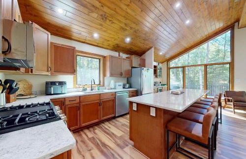 Lakeside Lodge - Photo 10