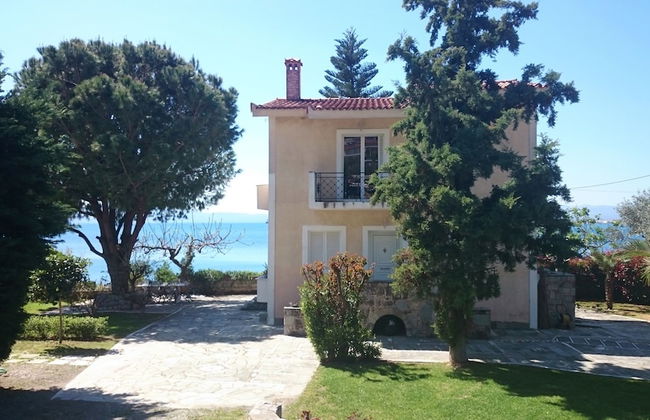 Messinian Blue SeaSide Villa - Photo 22