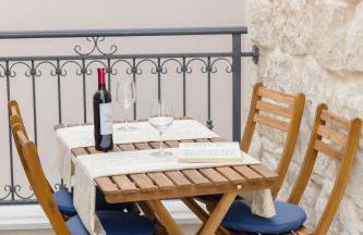 Luxury Apt Petra in 400 year old stone house 4+2 - Photo 58