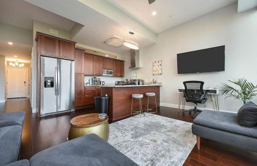 HostWise Stays - The Washington at Chatham - Park Free, Gym, More! - Foto 16