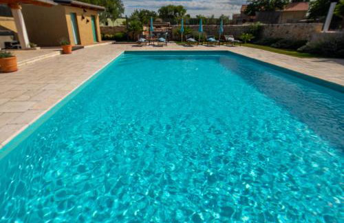 Božini dvori- Villa with Pool, Sauna , Jacuzzi and multifunkcional sport Court - Foto 85