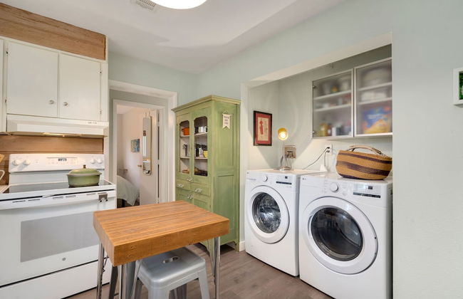 Old Town Retreat w/ Vintage Flair Near Csu, Bikes! - Photo 27