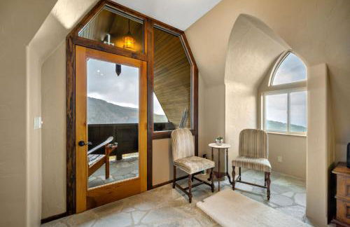 Ski-In Ski-Out Schweitzer Winter Chalet with Hot Tub - Foto 31