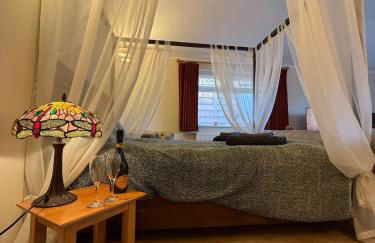 Romantic Luxury Cabin & Hot Tub near New Forest Dorset - Photo 31