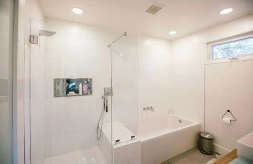 Private and Quiet Los Feliz Guest Suite with VIEWS - Foto 4