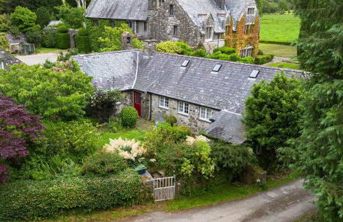 Rose Cottage - Photo 1