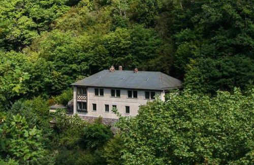 Haus am Berg - Photo 1