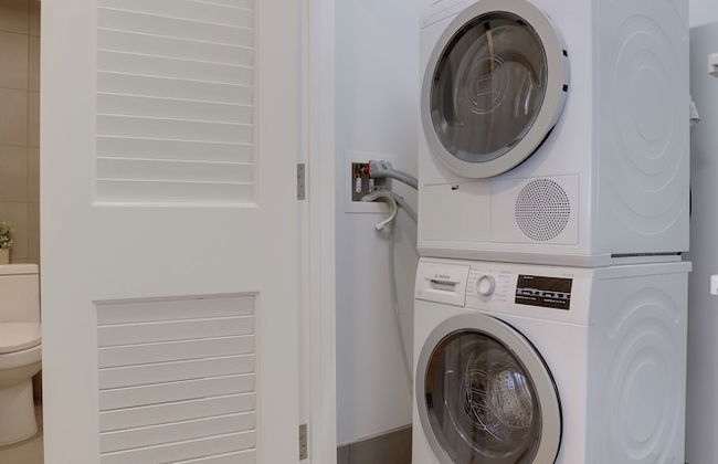 Modern Apartment Near D.C. Landmarks - Foto 19