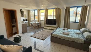 nJoy! EXPO Studio Bonlanden - Messe & Parkplatz - Foto 3