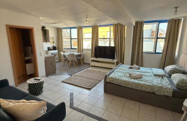 nJoy! EXPO Studio Bonlanden - Messe & Parkplatz - Foto 3