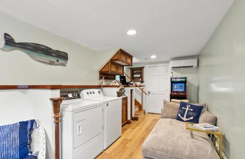 Modern Beach & Pond Getaway in Heart of Cape Cod - Foto 41