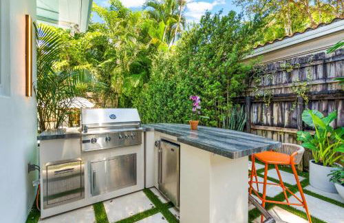 Garden Grove- Miami Home with Private Pool - Foto 34