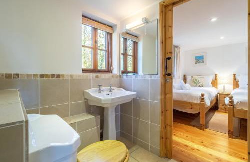 Church Close Cottage - Photo 14