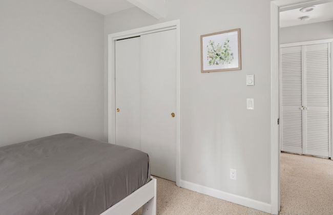 Robinson Cabin 3 Bedroom Cabin by RedAwning - Foto 10